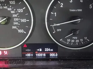 2016 BMW 3 Series 320i with VIN WBA8E1G54GNT37552, listed as a IAAI auction lot 40307022 with 150,516 mi miles and . Bid and sale history available at carsss.com. Image 7.