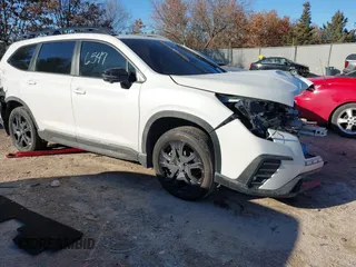 2023 Subaru Ascent Onyx Limited z VIN 4S4WMAKDXP3421698, wystawiony jako IAAI lot #41466540 z przebiegiem 27 857 mil mil oraz . Historia ofert i sprzedaży dostępna na DreamBid. Obrazek 1.