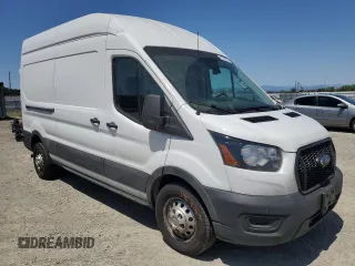 2024 Ford Transit Cargo z VIN 1FTBR2X8XRKA11725, wystawiony jako Copart lot #57682345 z przebiegiem 53 975 mil mil oraz Czysty tytuł • Clean title. Historia ofert i sprzedaży dostępna na DreamBid. Obrazek 4.