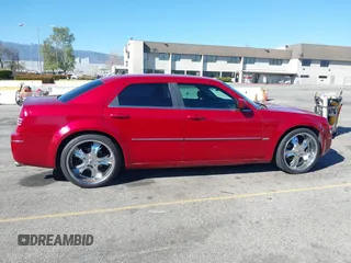 2008 Chrysler 300 Touring with VIN 2C3LA53G08H225028, listed as a IAAI auction lot 41797476 with 94,404 mi miles and . Bid and sale history available at carsss.com. Image 12.