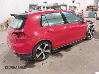 2015 Volkswagen Golf GTI SE with VIN 3VW5T7AU8FM087513, listed as a IAAI auction lot 41095244 with 84,064 mi miles. Bid and sale history available at carsss.com. Image 4.
