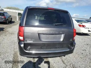 2018 Dodge Grand Caravan SXT z VIN 2C4RDGCG1JR216380, wystawiony jako Copart lot #53644485 z przebiegiem 104 600 mil mil oraz Szkoda całkowita • Salvage title. Historia ofert i sprzedaży dostępna na DreamBid. Obrazek 6.