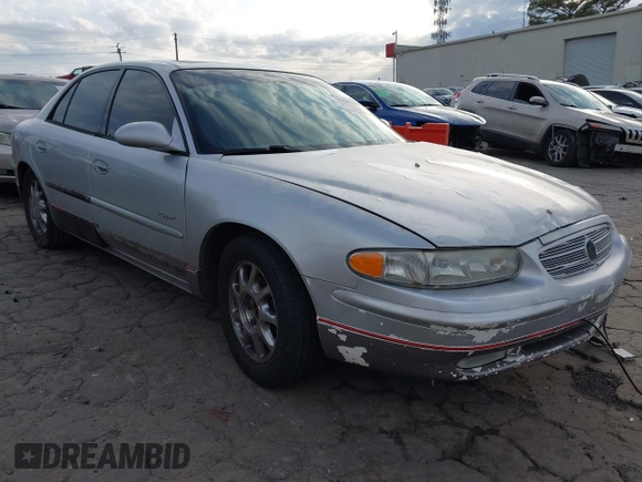 2000 Buick Regal GS with VIN 2G4WF5513Y1334543, listed as a IAAI auction lot 41587426 with 1 mi miles. Bid and sale history available at carsss.com. Image 1.