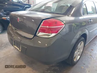 2007 Saturn Aura XE z VIN 1G8ZS57NX7F113634, wystawiony jako IAAI lot #42220503 z przebiegiem 102 611 mil mil oraz . Historia ofert i sprzedaży dostępna na DreamBid. Obrazek 13.