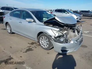2014 Nissan Altima SV with VIN 1N4AL3AP4EC403967, listed as a IAAI auction lot 41557234 with 243,410 mi miles and . Bid and sale history available at DreamBid. Image 1.