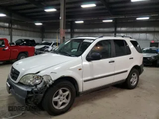 1999 Mercedes-Benz M-Class with VIN 4JGAB54E3XA136026, listed as a Copart auction lot 80469384 with 194,775 mi miles and Salvage Title. Bid and sale history available at carsss.com. Image 1.