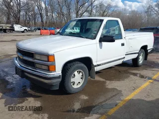 1996 Chevrolet Silverado 1500 with VIN 1GCEC14M5TZ100322, listed as a IAAI auction lot 41785244 with 181,476 mi miles and . Bid and sale history available at DreamBid. Image 17.