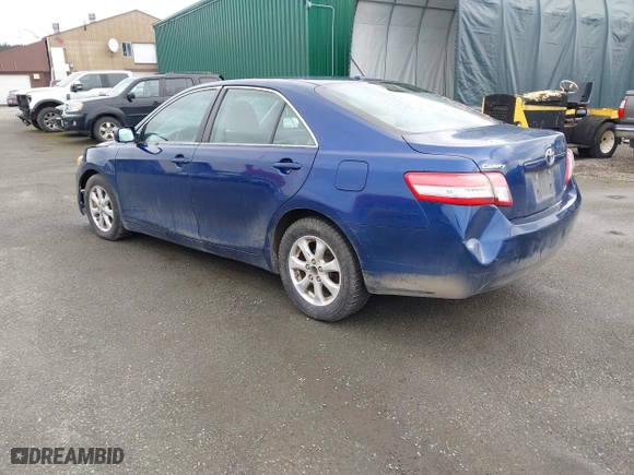 2011 Toyota Camry LE with VIN 4T1BF3EK0BU593773, listed as a IAAI auction lot 42033117 with 187,778 mi miles. Bid and sale history available at carsss.com. Image 3.
