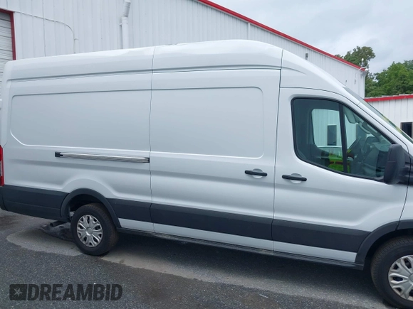 2023 Ford Transit Cargo with VIN 1FTBW3XG1PKB89459, listed as a IAAI auction lot 39961794 with 6,756 mi miles and . Bid and sale history available at carsss.com. Image 13.