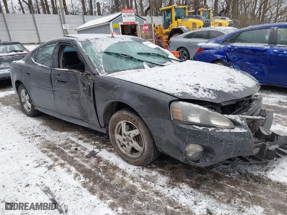 2005 Pontiac Grand Prix GT with VIN 2G2WS522451178087, listed as a IAAI auction lot 41033584 with 88,554 mi miles. Bid and sale history available at carsss.com. Image 1.