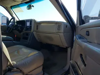 2007 Chevrolet Silverado 2500HD Classic LT3 with VIN 1GCHK23D97F183638, listed as a IAAI auction lot 41299493 with 238,146 mi miles. Bid and sale history available at carsss.com. Image 5.