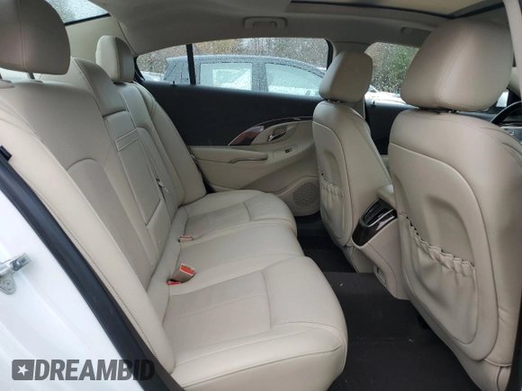 2016 Buick LaCrosse Premium I with VIN 1G4GD5G3XGF166562, listed as a Copart auction lot 82061974 with 85,529 mi miles and Salvage title. Bid and sale history available at DreamBid. Image 10.