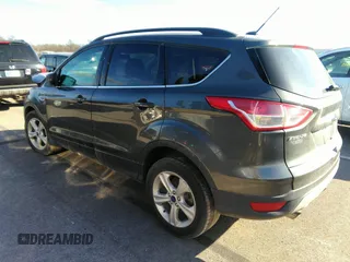 2016 Ford Escape SE with VIN 1FMCU9G99GUA33121, listed as a IAAI auction lot 37495107 with 107,366 mi miles. Bid and sale history available at carsss.com. Image 3.