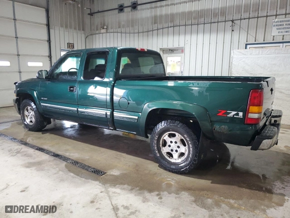 2002 Chevrolet Silverado 1500 LT with VIN 2GCEK19T221354502, listed as a Copart auction lot 53074785 with 234,620 mi miles and Salvage Title. Bid and sale history available at carsss.com. Image 2.