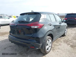 2024 Nissan Kicks S with VIN 3N1CP5BV7RL584009, listed as a IAAI auction lot 41571107 with 7,966 mi miles. Bid and sale history available at carsss.com. Image 4.