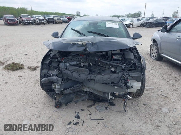 2015 Buick Regal Premium II with VIN 2G4GS5GX0F9293899, listed as a IAAI auction lot 42147558 with 30,880 mi miles and . Bid and sale history available at DreamBid. Image 13.