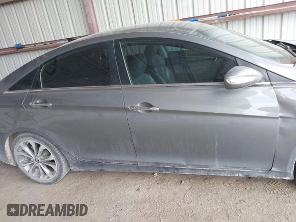 2013 Hyundai Sonata Limited with VIN 5NPEC4AB9DH790010, listed as a IAAI auction lot 42024368 with 201,910 mi miles and . Bid and sale history available at carsss.com. Image 13.