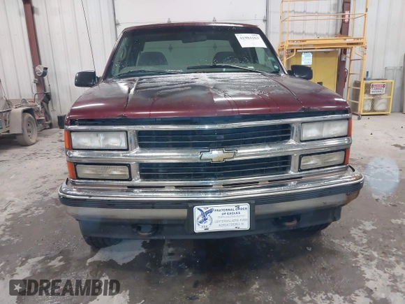 1997 Chevrolet Silverado 1500 with VIN 2GCEK19R4V1200110, listed as a IAAI auction lot 41984163 with 178,885 mi miles and . Bid and sale history available at DreamBid. Image 6.