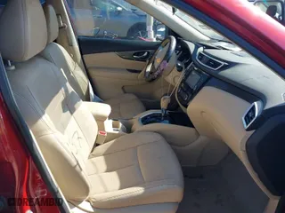 2014 Nissan Rogue SV with VIN 5N1AT2MT0EC788615, listed as a IAAI auction lot 41471237 with 127,427 mi miles. Bid and sale history available at carsss.com. Image 5.
