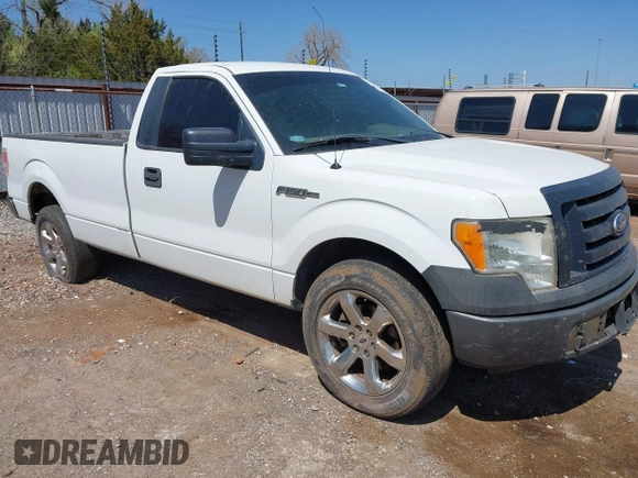 2011 Ford F-150 XL with VIN 1FTMF1CMXBKD53647, listed as a IAAI auction lot 41879176 with 207,370 mi miles. Bid and sale history available at carsss.com. Image 1.