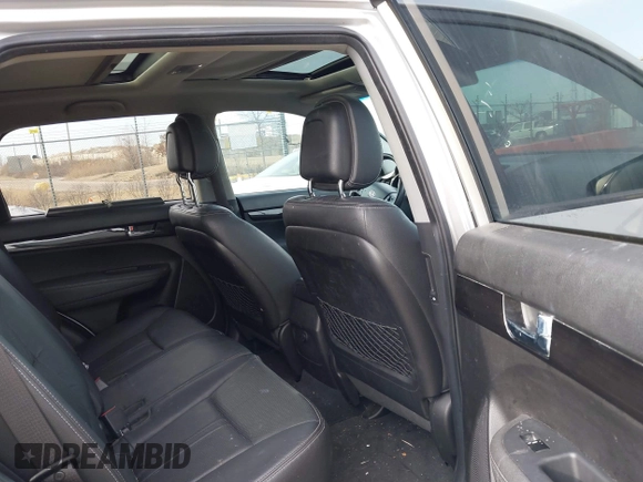 2011 Kia Sorento EX with VIN 5XYKUDA20BG061415, listed as a IAAI auction lot 41808125 with 167,688 mi miles. Bid and sale history available at carsss.com. Image 8.