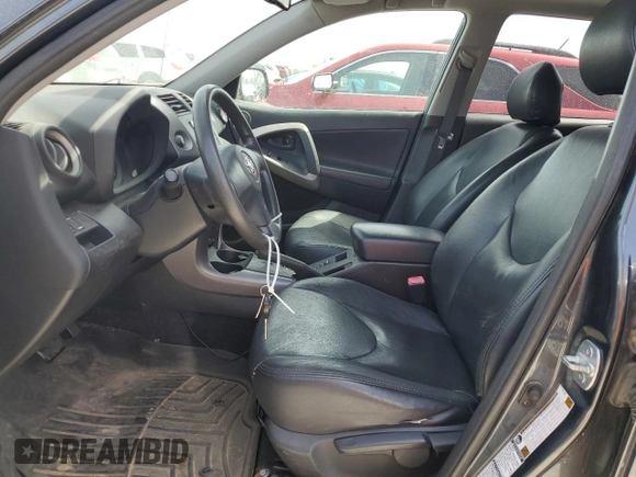 2006 Toyota RAV4 Sport с VIN JTMBK32V365008599, выставлен на аукционе Copart как лот 54775875 с пробегом 159 668 миль миль и Чистый • Clean title. История ставок и продаж доступна на DreamBid. Изображение 7.