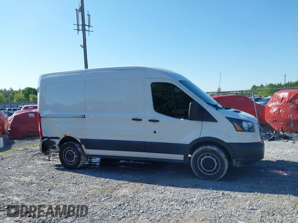 2016 Ford Transit Cargo with VIN 1FTYE1CM4GKB53505, listed as a IAAI auction lot 41958440 with 52,125 mi miles and . Bid and sale history available at carsss.com. Image 13.