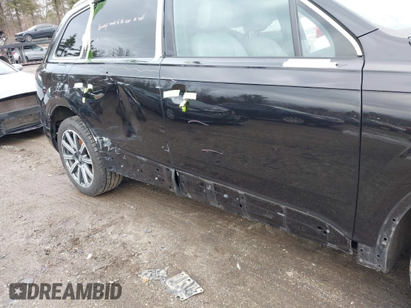 2019 Audi Q7 Premium Plus с VIN WA1LHAF77KD038525, выставлен на аукционе IAAI как лот 41736141 с пробегом 38 928 миль миль и . История ставок и продаж доступна на DreamBid. Изображение 20.