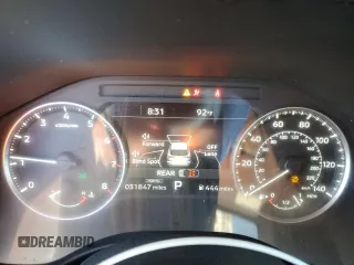 2022 Mitsubishi Outlander SEL z VIN JA4J3VA84NZ073298, wystawiony jako Copart lot #57553585 z przebiegiem 31 847 mil mil oraz Szkoda całkowita • Salvage title. Historia ofert i sprzedaży dostępna na DreamBid. Obrazek 9.