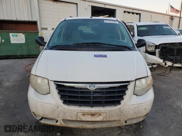 2007 Chrysler Town & Country LWB Touring with VIN 2A4GP54LX7R166984, listed as a Copart auction lot 87161504 with 301,005 mi miles and Salvage Title. Bid and sale history available at carsss.com. Image 5.