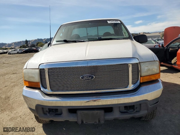2000 Ford Super Duty F-250 XL with VIN 3FTNX21S5YMA58370, listed as a Copart auction lot 75442404 with 194,775 mi miles and Salvage Title. Bid and sale history available at carsss.com. Image 5.