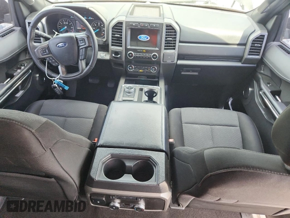 2020 Ford Expedition XLT z VIN 1FMJU1HT6LEA84454, wystawiony jako Copart lot #56387475 z przebiegiem 34 991 mil mil oraz Szkoda całkowita • Salvage title. Historia ofert i sprzedaży dostępna na DreamBid. Obrazek 8.