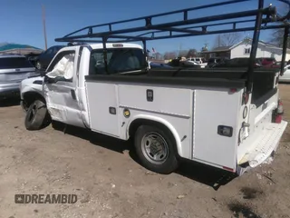 2016 Ford Super Duty F-250 SRW XL with VIN 1FDBF2A63GED32223, listed as a IAAI auction lot 41676297 with 160,239 mi miles. Bid and sale history available at carsss.com. Image 3.