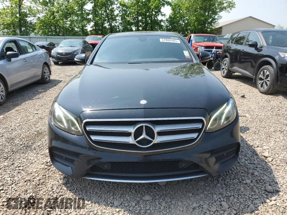 2017 Mercedes-Benz E 300 Luxury z VIN WDDZF4KB1HA184565, wystawiony jako Copart lot #57886485 z przebiegiem 155 307 mil mil oraz Czysty tytuł • Clean title. Historia ofert i sprzedaży dostępna na DreamBid. Obrazek 5.