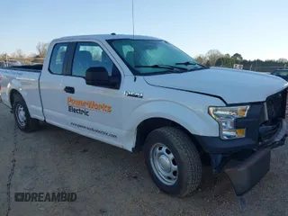 2017 Ford F-150 XL with VIN 1FTEX1C88HFB98232, listed as a IAAI auction lot 41732537 with 209,484 mi miles. Bid and sale history available at carsss.com. Image 1.