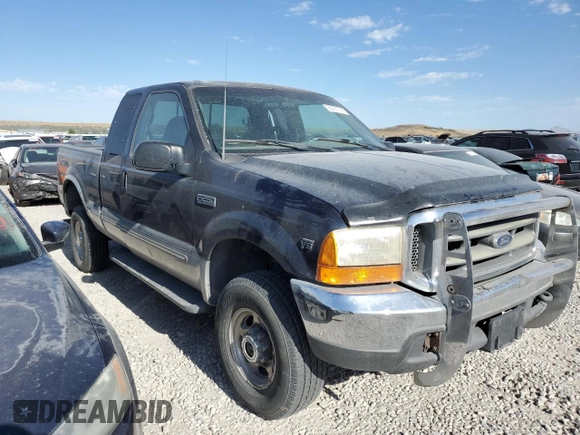 1999 Ford F-250 XL with VIN 1FTNX21L0XED19451, listed as a Copart auction lot 65787795 with 140,812 mi miles and Clean title. Bid and sale history available at DreamBid. Image 4.