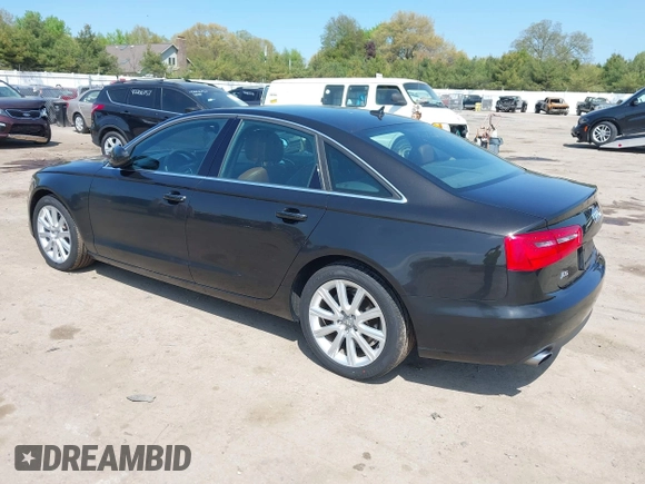 2013 Audi A6 Premium Plus с VIN WAUDFAFC2DN081032, выставлен на аукционе IAAI как лот 42212563 с пробегом 131 601 миль миль и . История ставок и продаж доступна на DreamBid. Изображение 3.