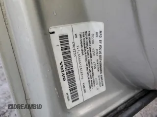 2000 Volvo S70 z VIN YV1LS56D4Y2658316, wystawiony jako Copart lot #81021544 z przebiegiem 147 925 mil mil oraz Szkody całkowita. Historia ofert i sprzedaży dostępna na DreamBid. Obrazek 12.