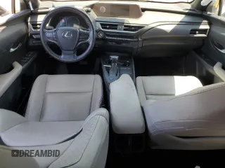 2019 Lexus UX 200 with VIN JTHY3JBHXK2017333, listed as a Copart auction lot 58220535 with 64,044 mi miles and Salvage title. Bid and sale history available at DreamBid. Image 8.
