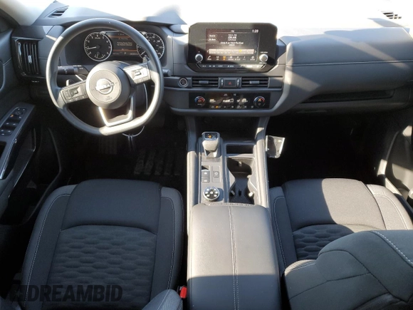 2024 Nissan Pathfinder S z VIN 5N1DR3AC1RC251201, wystawiony jako Copart lot #84238104 z przebiegiem 867 mil mil oraz Nie do naprawy • Non repairable. Historia ofert i sprzedaży dostępna na DreamBid. Obrazek 8.