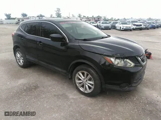 2018 Nissan Rogue Sport S with VIN JN1BJ1CP3JW501194, listed as a IAAI auction lot 40019503 with 63,929 mi miles. Bid and sale history available at carsss.com. Image 1.