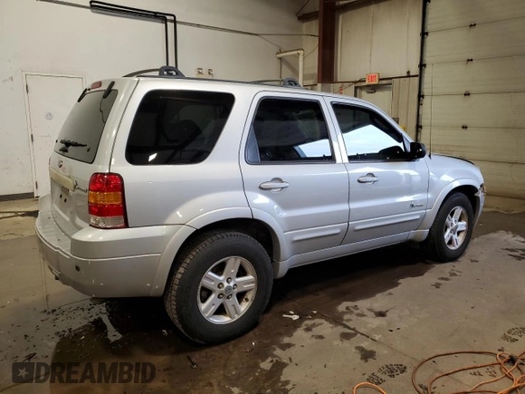 2006 Ford Escape Hybrid with VIN 1FMCU96H06KB01213, listed as a Copart auction lot 73339694 with 95,046 mi miles and Salvage Title. Bid and sale history available at carsss.com. Image 3.