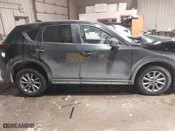 2022 Mazda CX-5 2.5 S Carbon Edition with VIN JM3KFBCM0N0585744, listed as a IAAI auction lot 41548494 with NaN miles. Bid and sale history available at carsss.com. Image 13.