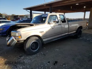 1993 Ford F-250 with VIN 1FTHX25M2PKB23111, listed as a Copart auction lot 42396685 with 0 mi miles and Salvage Title. Bid and sale history available at carsss.com. Image 1.