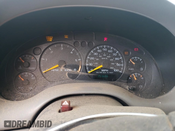 2001 GMC Jimmy SLE with VIN 1GKDT13W212223469, listed as a Copart auction lot 73249724 with 171,606 mi miles and Salvage Title. Bid and sale history available at carsss.com. Image 9.