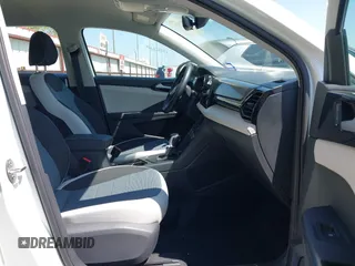 2025 Volkswagen Taos z VIN 3VV5C7B23SM008129, wystawiony jako IAAI lot #41879531 z przebiegiem 3423 mil mil oraz . Historia ofert i sprzedaży dostępna na DreamBid. Obrazek 5.