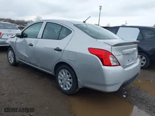 2019 Nissan Versa Sedan SV with VIN 3N1CN7AP1KL815688, listed as a IAAI auction lot 41955017 with 72,151 mi miles. Bid and sale history available at carsss.com. Image 3.