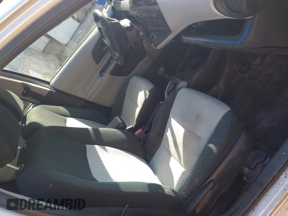 2012 Toyota Prius One with VIN JTDKDTB30C1517609, listed as a IAAI auction lot 42211418 with Not Provided miles and . Bid and sale history available at DreamBid. Image 5.