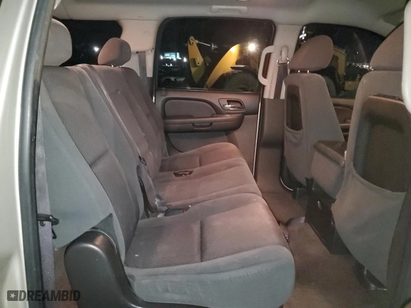 2009 Chevrolet Suburban LS with VIN 1GNFC16J99R188878, listed as a Copart auction lot 81380554 with 222,975 mi miles and Salvage Title. Bid and sale history available at carsss.com. Image 11.