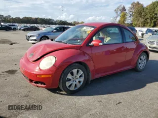 2010 Volkswagen New Beetle Coupe with VIN 3VWPW3AG8AM014668, listed as a Copart auction lot 79402254 with 165,338 mi miles and Salvage Title. Bid and sale history available at carsss.com. Image 1.